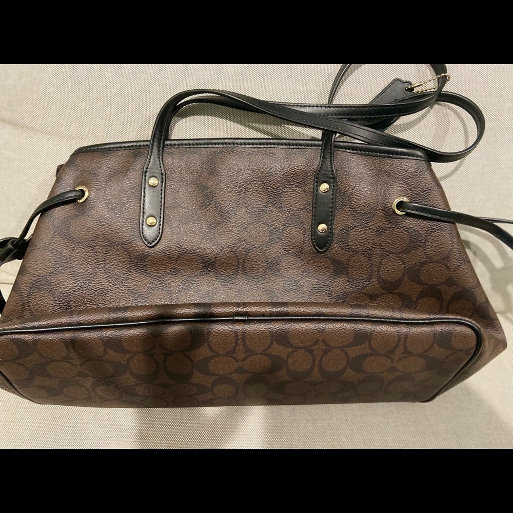 Coach Purse - Picture 4 of 6